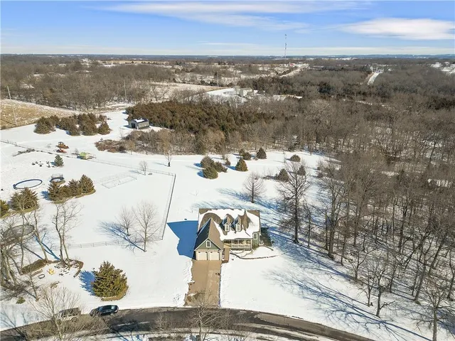 $433,000 | 608 Mulberry Street, Pleasant Hill, MO 64080