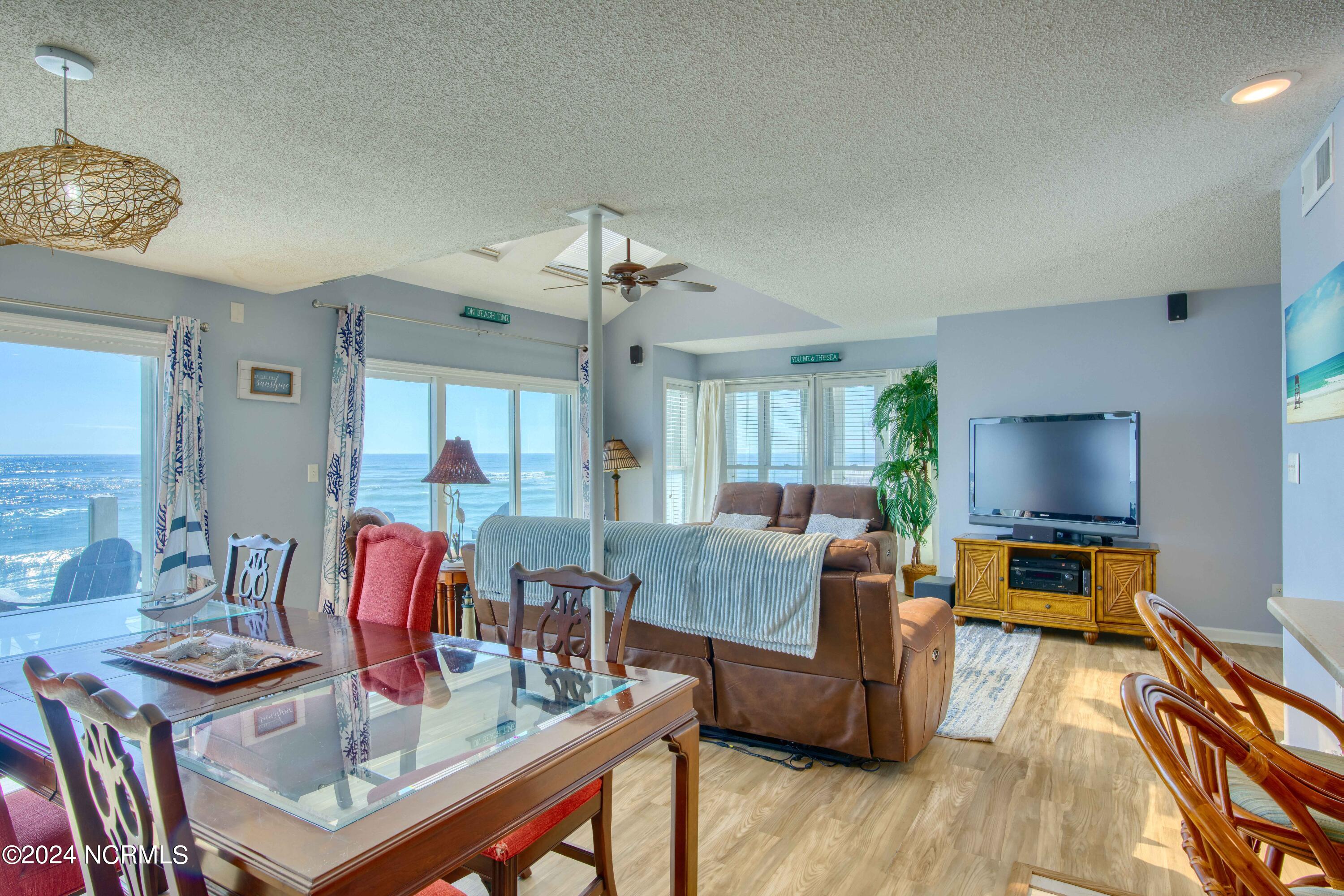 2362 New River Inlet Road North Topsail Beach, NC 28460 - Photo 18 of 49 2362 New River Inlet Road - Interiors -