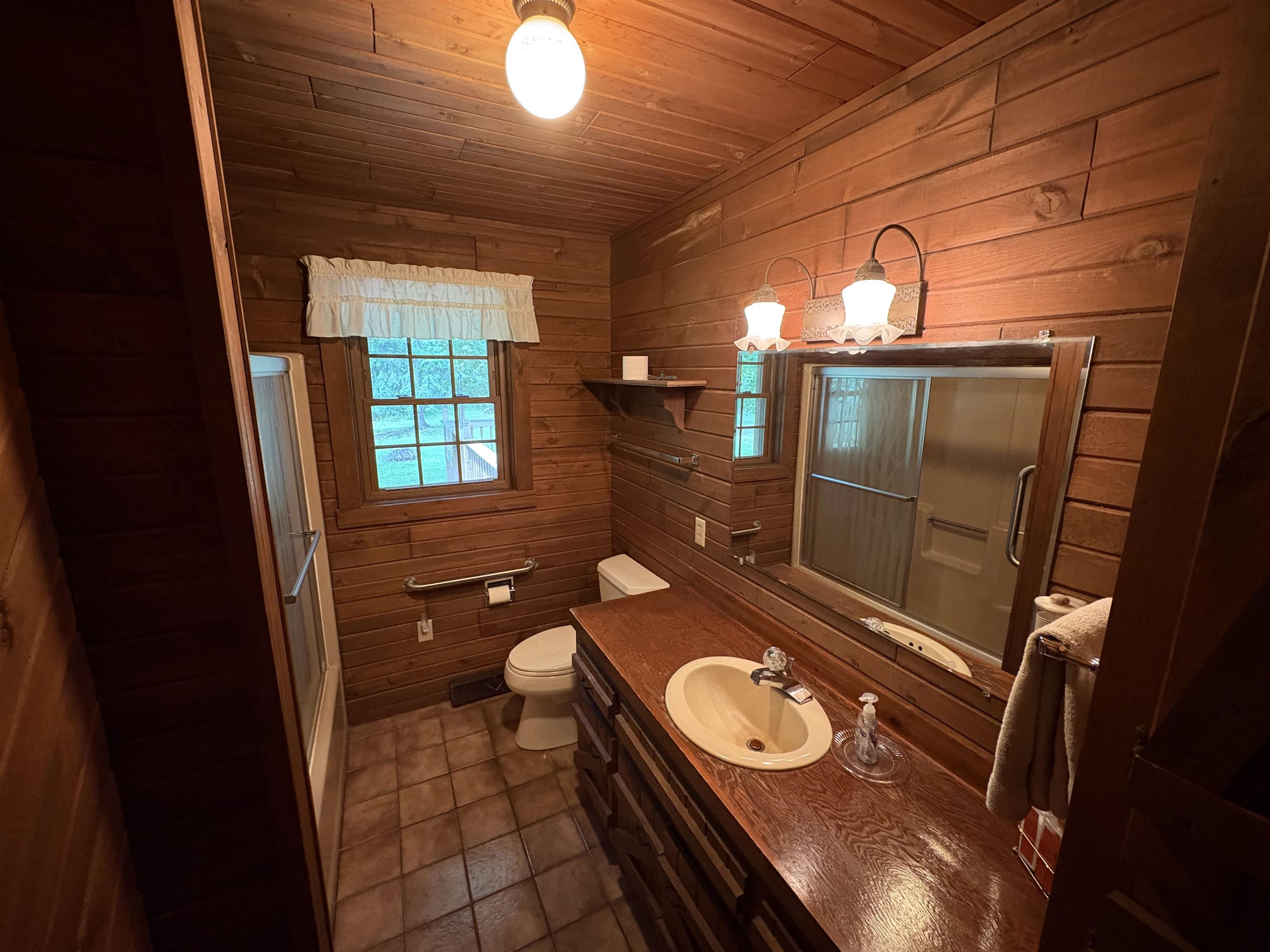 5423 County Road P Gillett, WI 54124 - Photo 20 of 58