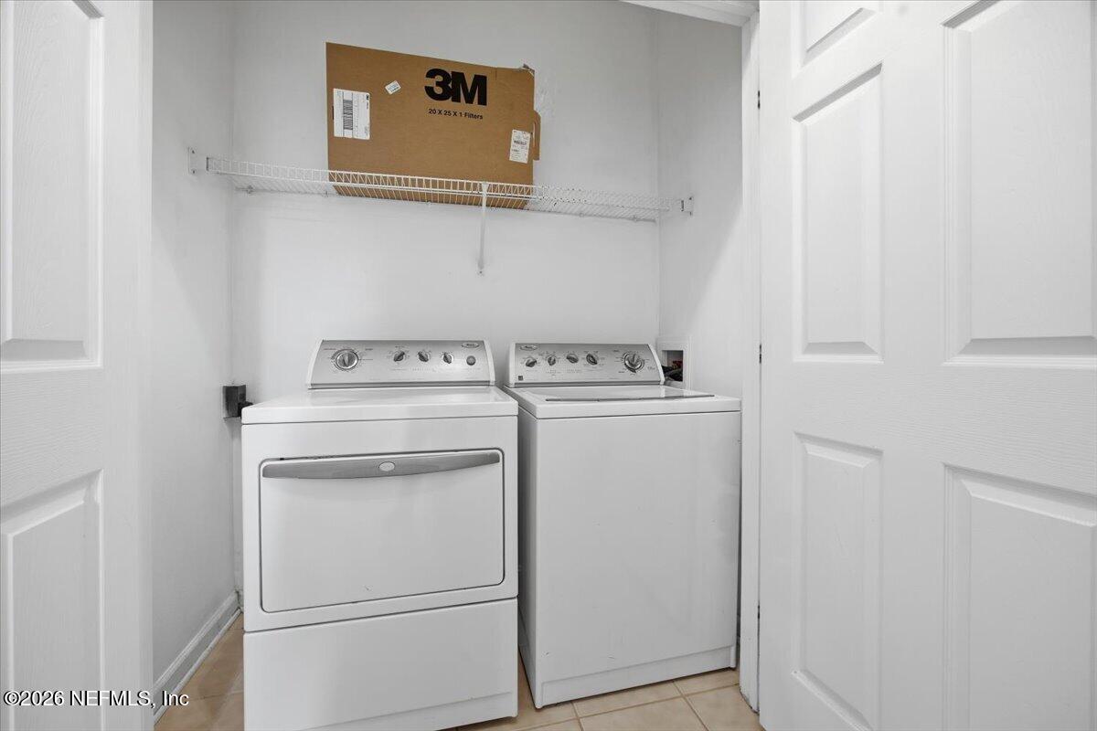 7990 Baymeadows Road East, Unit 422 Jacksonville, FL 32256 - Photo 12 of 17 11-Laundry