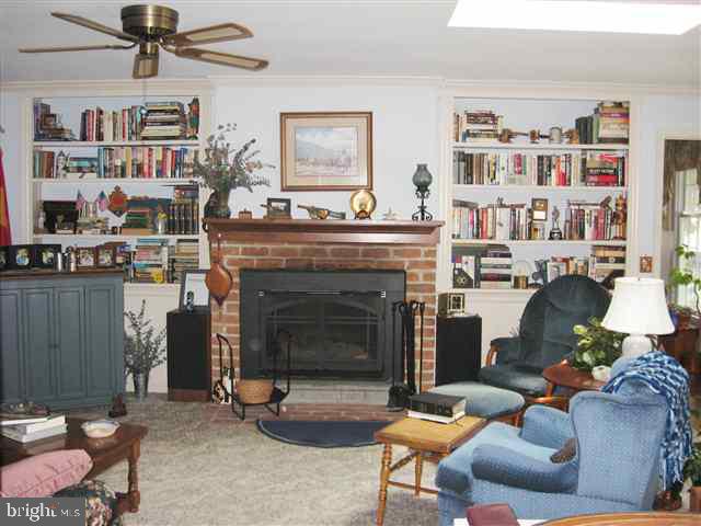 1233 Kuhn Road Boiling Springs, PA 17007 - Photo 6 of 12 Gallery Image 6