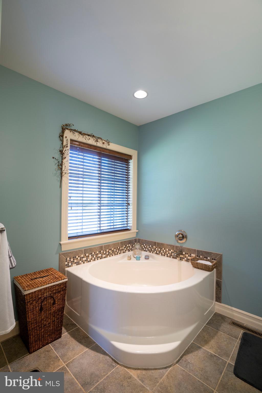 10620 Kyper Road Huntingdon, PA 16652 - Photo 43 of 104 a view of an empty room and window