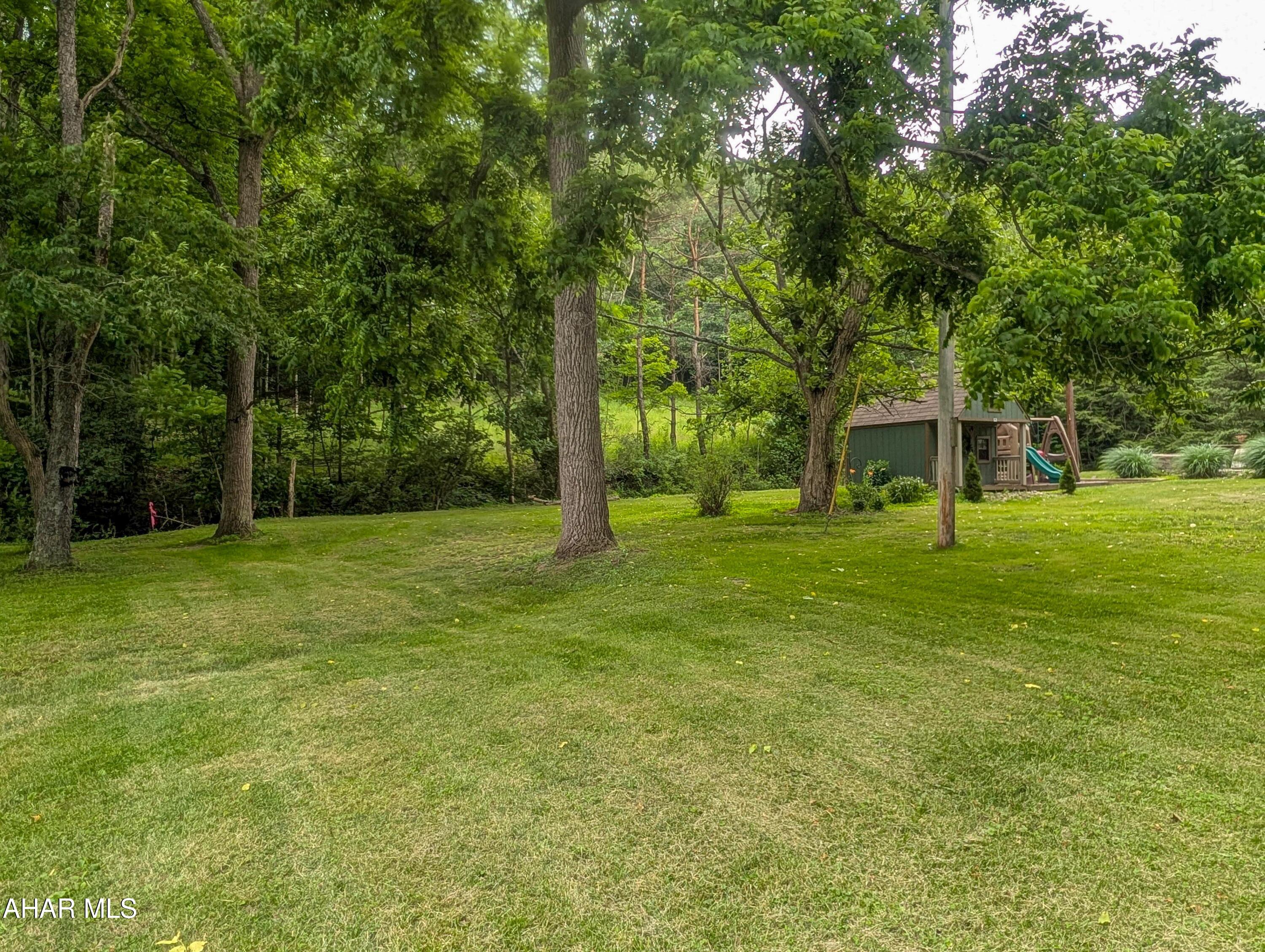 587 Point Road Bedford, PA 15522 - Photo 17 of 92