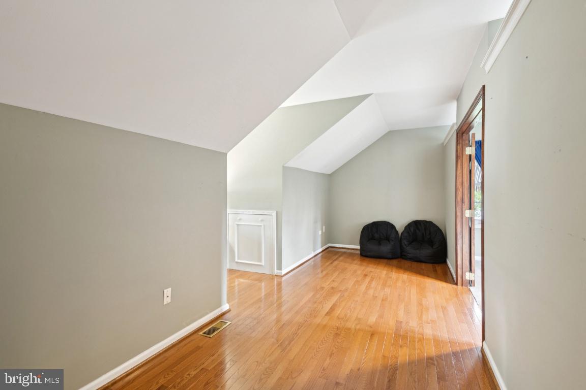121 Weathervane Drive Mount Royal, NJ 08061 - Photo 17 of 31 a bedroom with a bed and a window