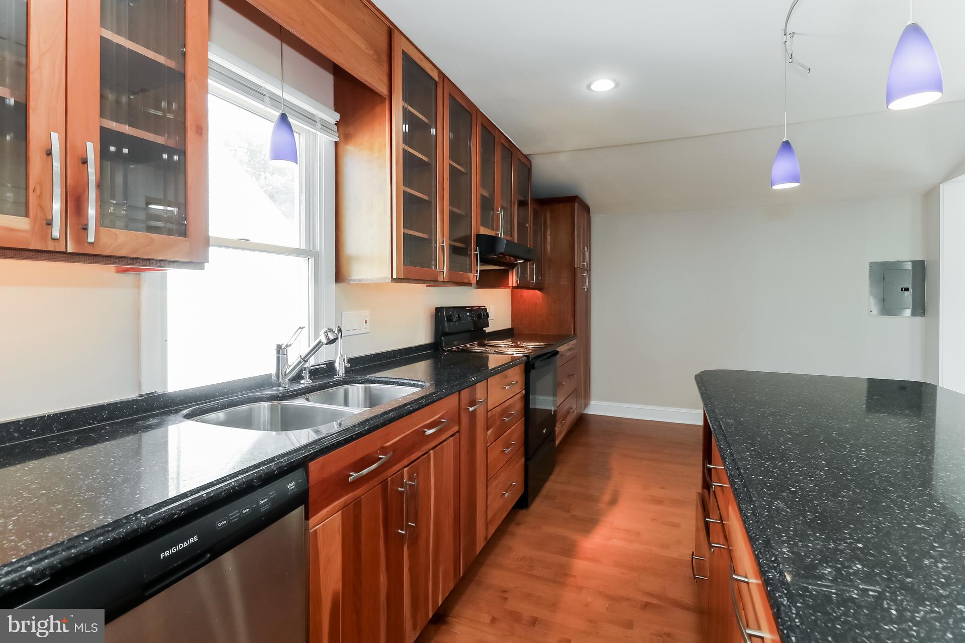 15 Mintleaf Road Levittown, PA 19056 - Photo 7 of 14 Gallery Image 7
