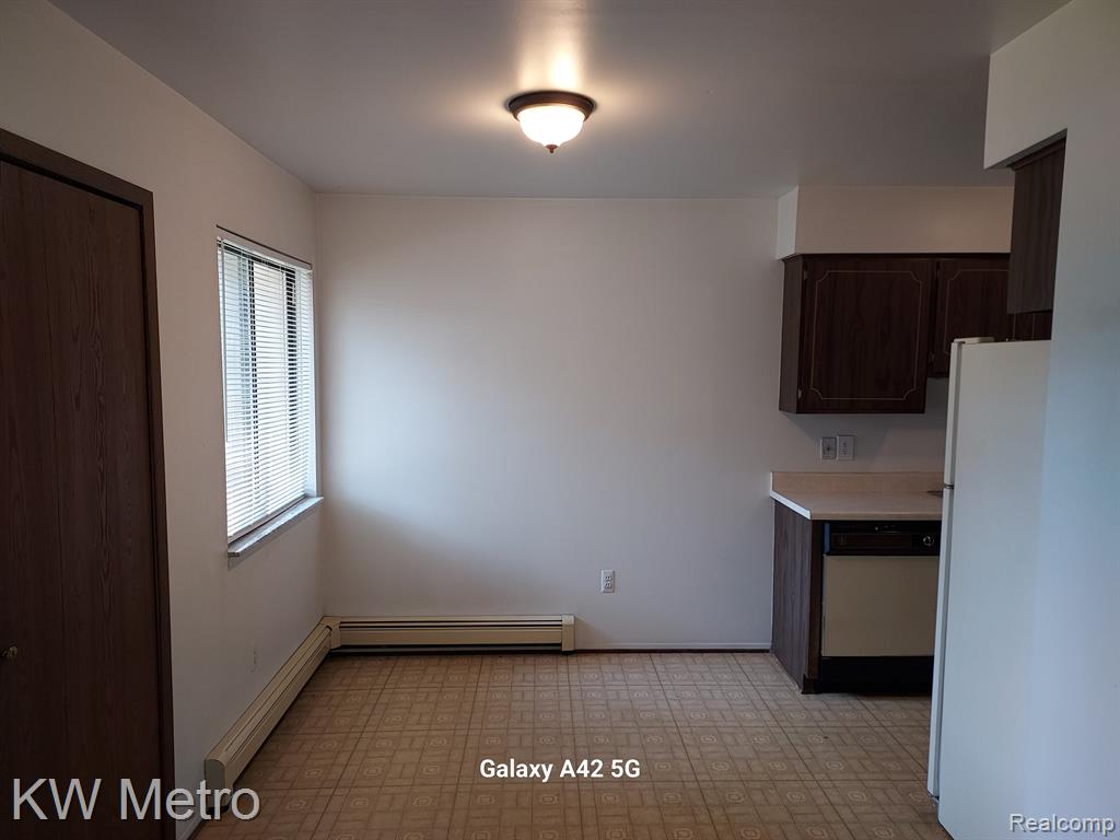 30010 Utica Road, Unit 5 Roseville, MI 48066 - Photo 4 of 14