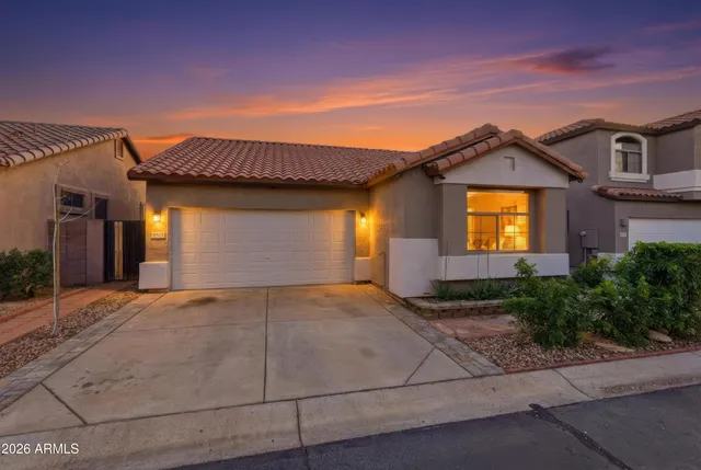 $370,000 | 8923 East Capri Avenue, Mesa, AZ 85208