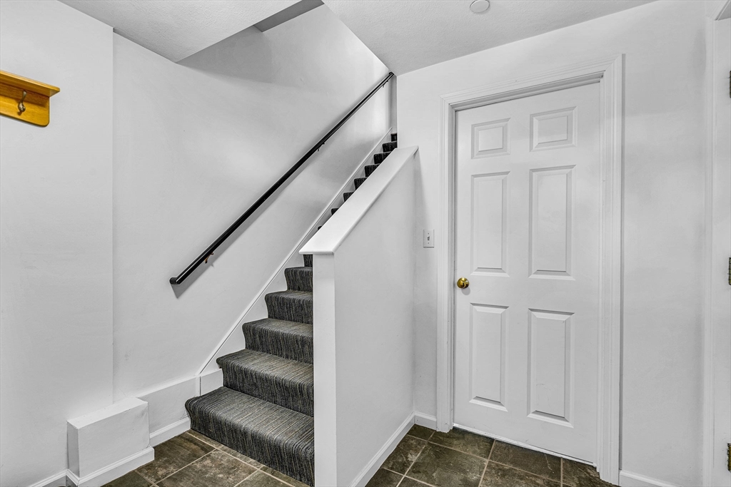 555 Main Street, Unit 8 Woburn, MA 01801 - Photo 4 of 19