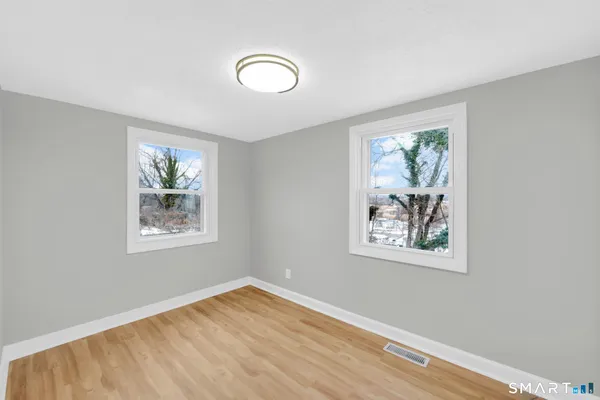 $450,000 | 52 Vineyard Road, North Haven, CT 06473