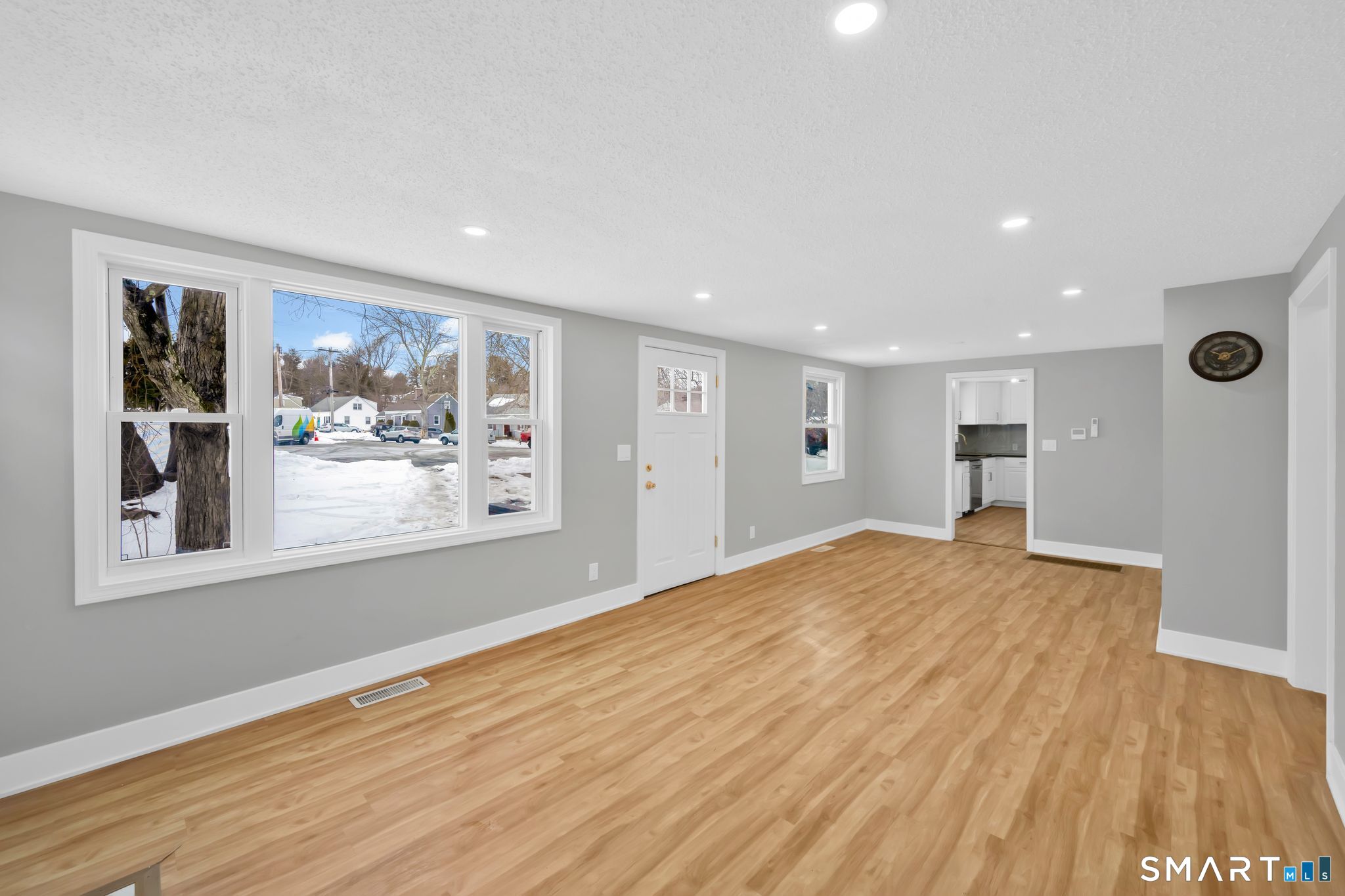 52 Vineyard Road North Haven, CT 06473 - Photo 7 of 24