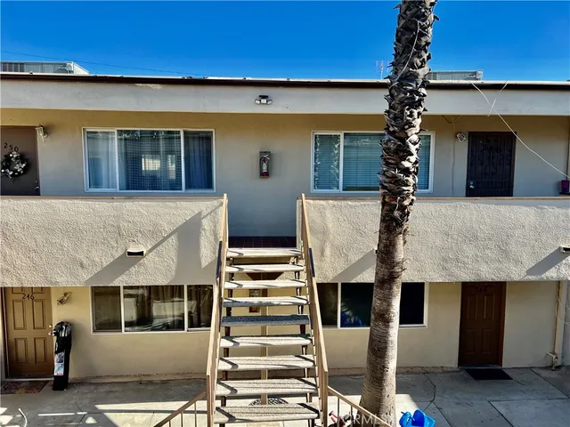 $2,560,000 | 242 West Jackson Street, Rialto, CA 92376