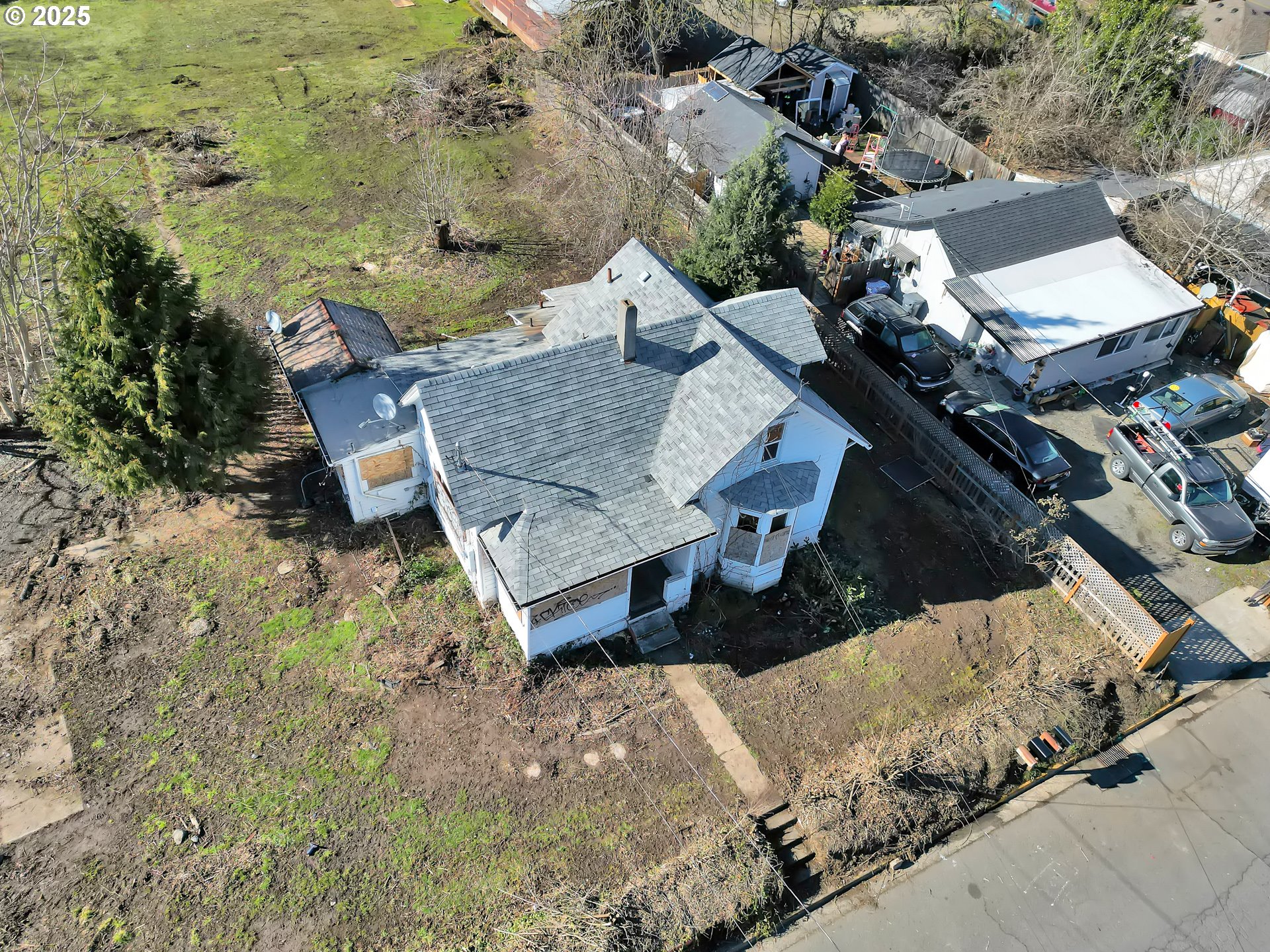 168 North Cleveland Street Eugene, OR 97402 - Photo 34 of 40 an aerial view of a house with a yard