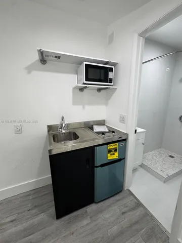 $900 | 525 Northwest 91st Street, Unit 2, Miami, FL 33150