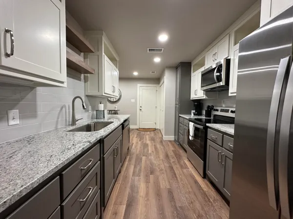$1,550 | 9712 Memphis Avenue, Lubbock, TX 79423