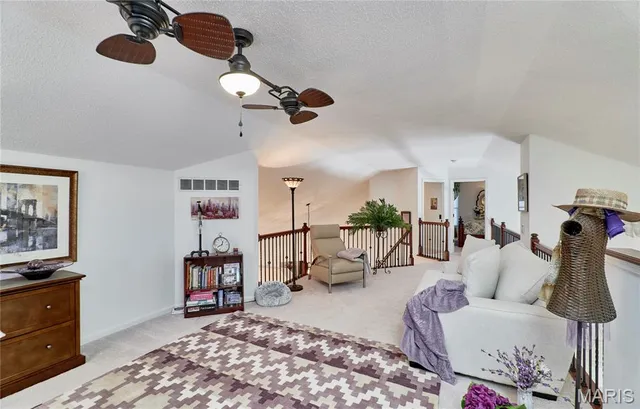 $569,995 | 328 Seahawk Drive, Lake St. Louis, MO 63367