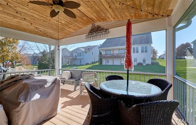 $569,995 | 328 Seahawk Drive, Lake St. Louis, MO 63367