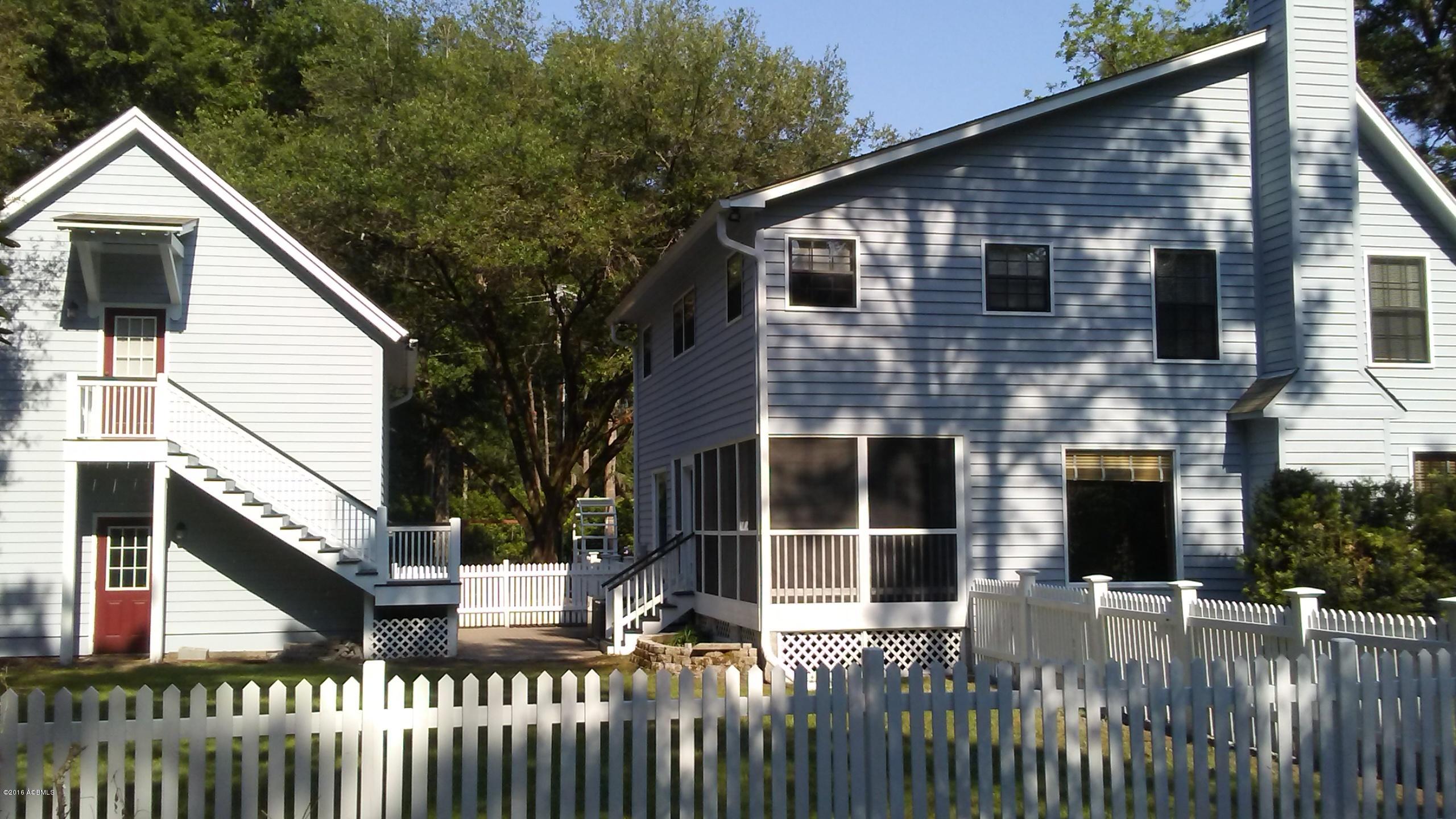 12 State Rd S-7-578 Beaufort, SC 29907 - Photo 6 of 30 20160507_164425