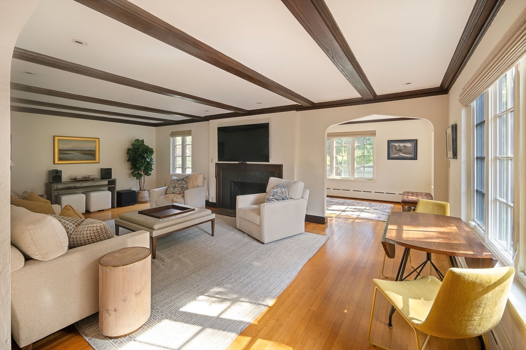 14 Homestead Street Newton, MA 02468 - Photo 8 of 20