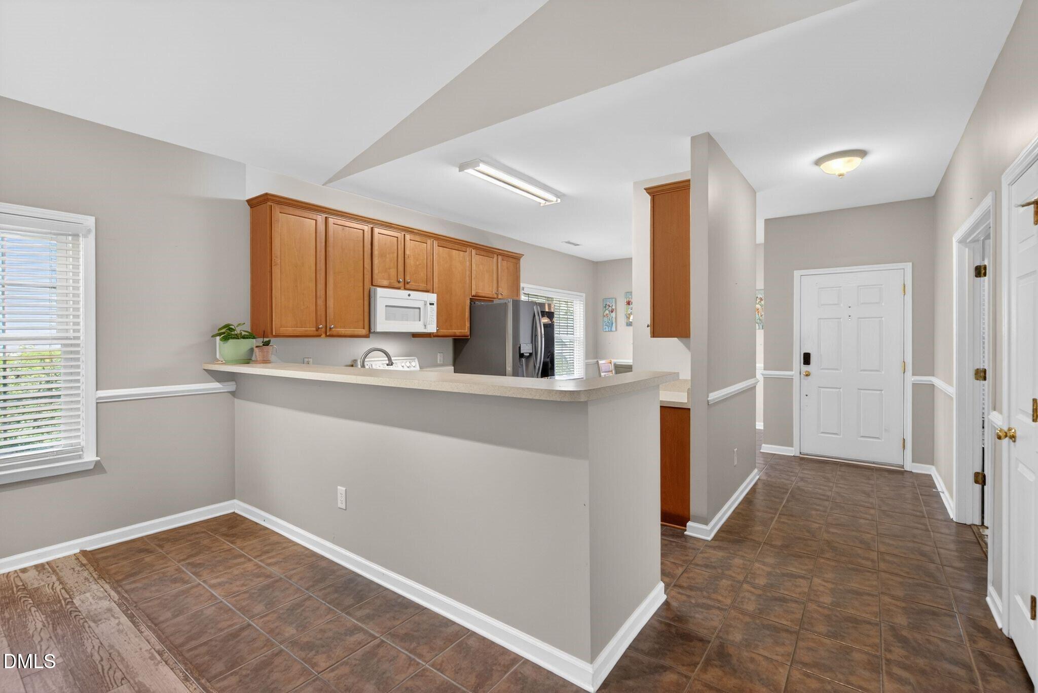 3113 Locust Grove Drive Apex, NC 27539 - Photo 12 of 39 012_39_010kitchen