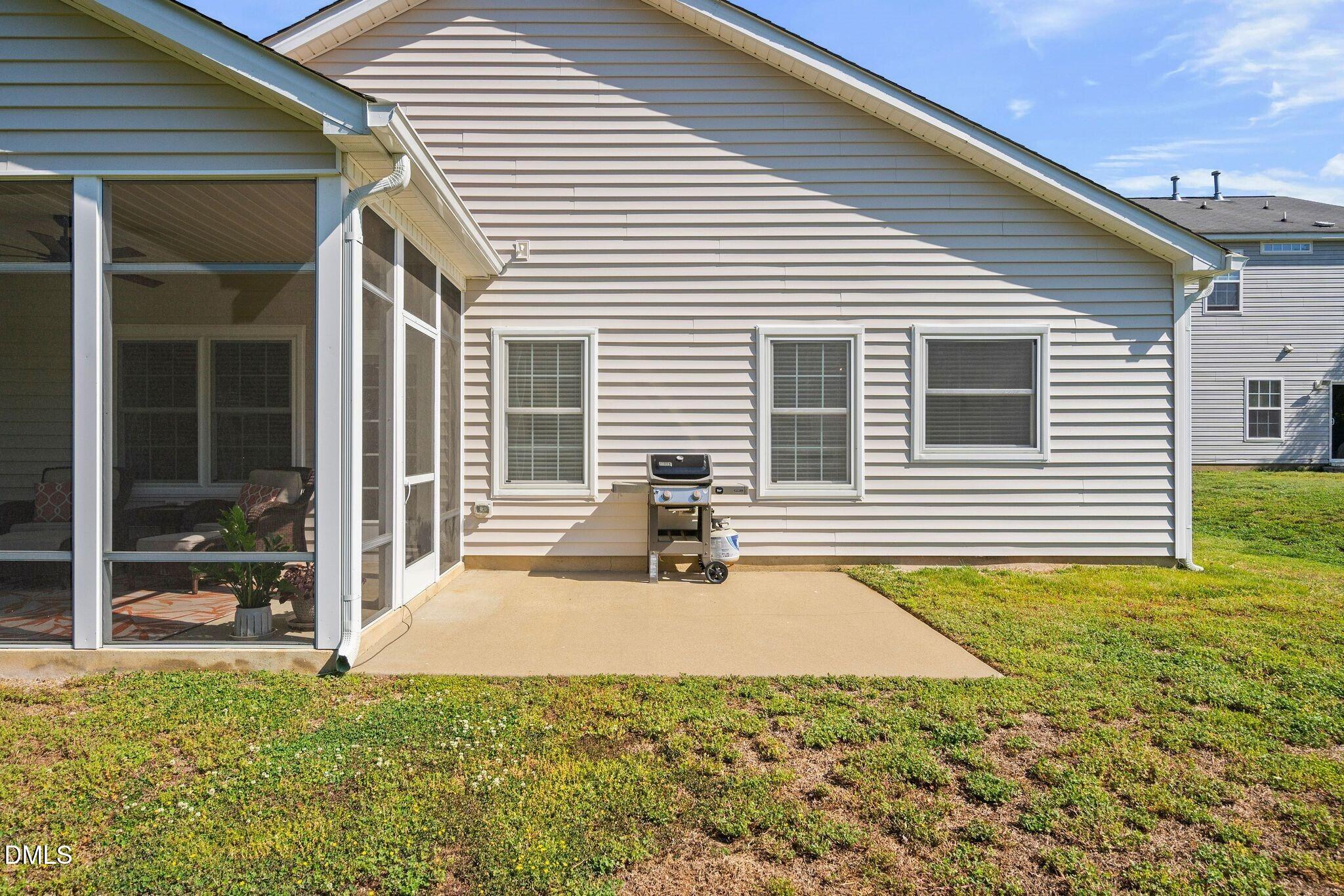 3113 Locust Grove Drive Apex, NC 27539 - Photo 34 of 39 034_22_NJO09811