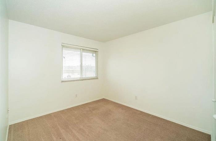 11905 Villa Dorado Drive St. Louis, MO 63146 - Photo 17 of 33 Gallery Image 17