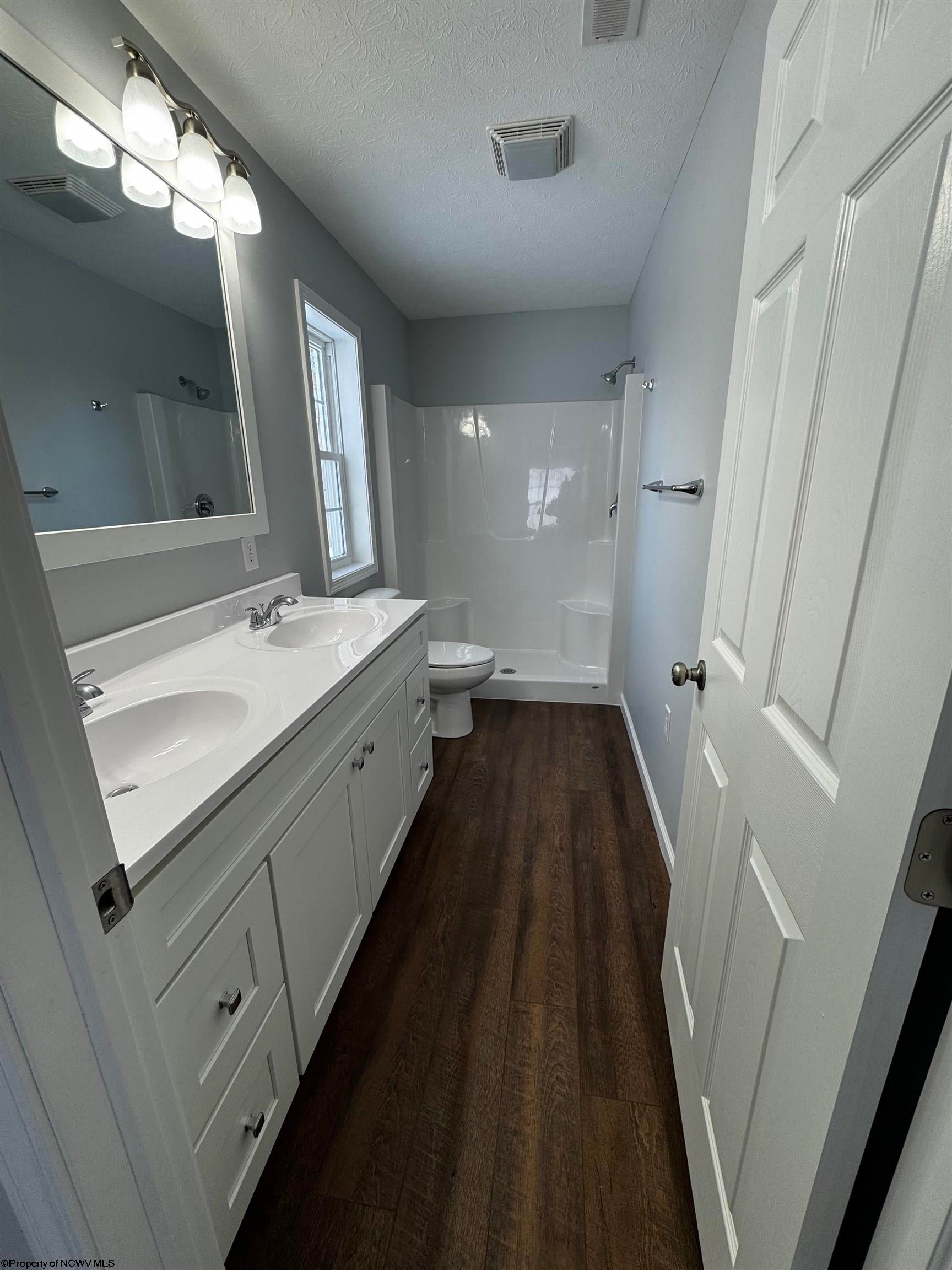 122 Montgomery Road Weston, WV 26452 - Photo 10 of 46 Gallery Image 10