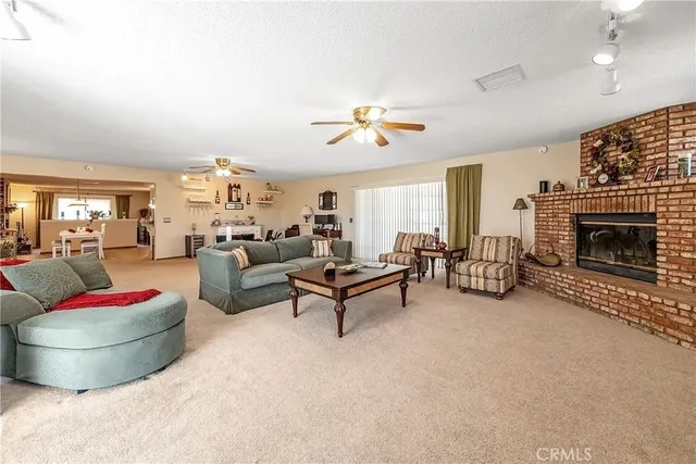 $485,100 | 18765 Munsee Road, Apple Valley, CA 92307