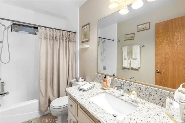 $485,100 | 18765 Munsee Road, Apple Valley, CA 92307