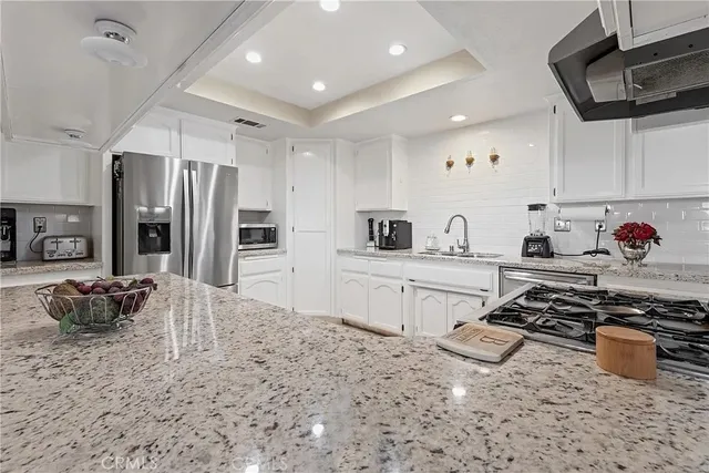 $485,100 | 18765 Munsee Road, Apple Valley, CA 92307