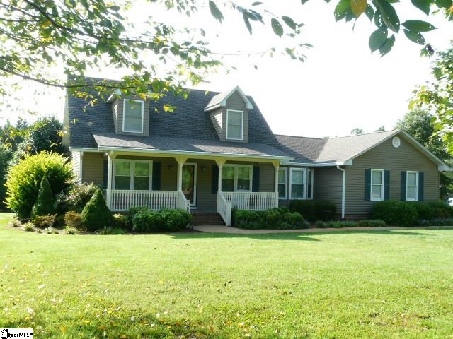 300 Hampton Road Liberty, SC 29657 - Photo 3 of 22