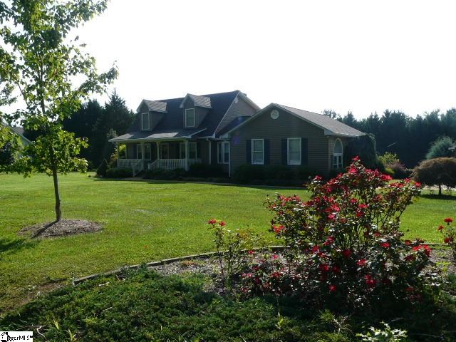 300 Hampton Road Liberty, SC 29657 - Photo 4 of 22
