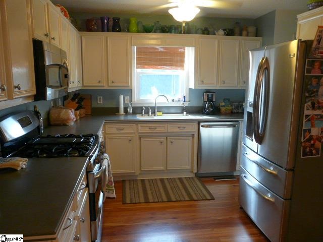 300 Hampton Road Liberty, SC 29657 - Photo 8 of 22