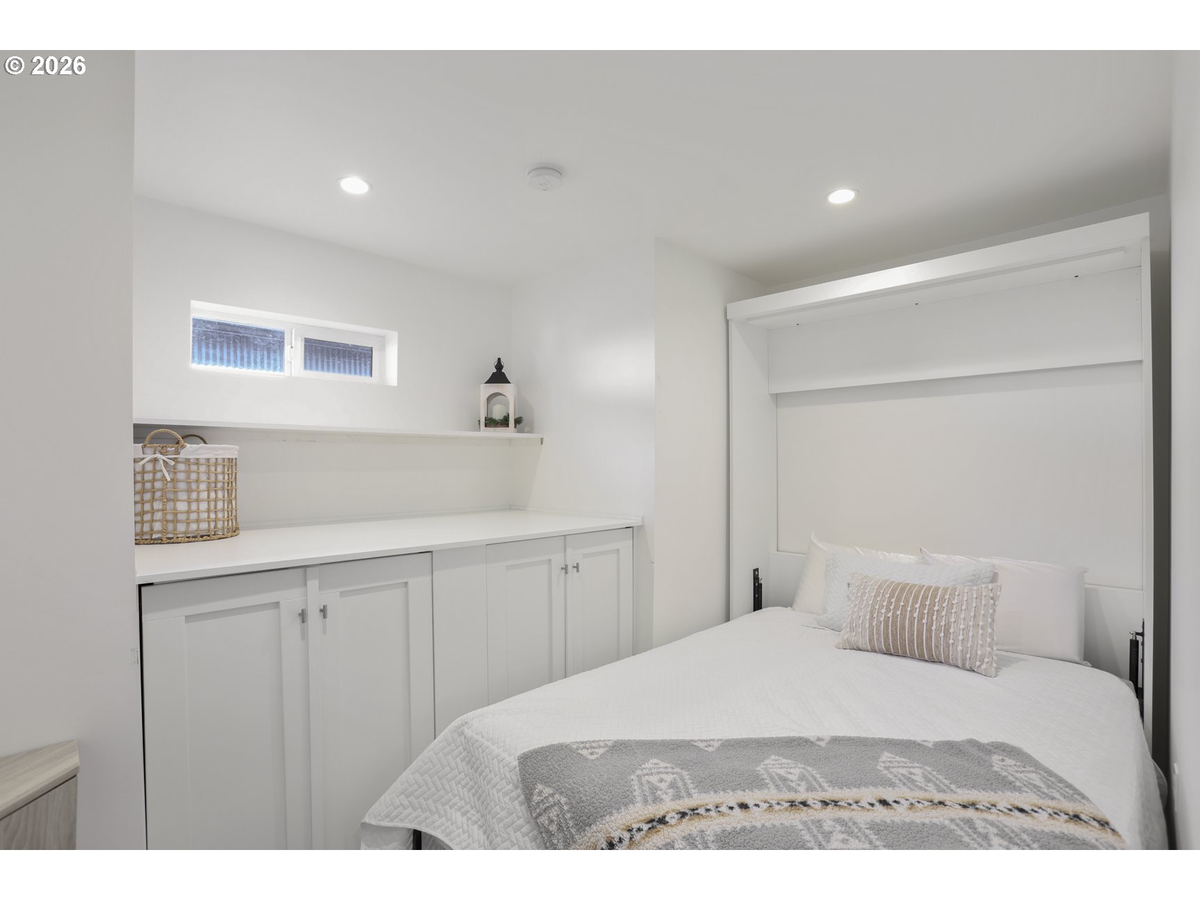 24600 Northwest St Helens Road, Unit M12 Portland, OR 97231 - Photo 17 of 48 Laundry