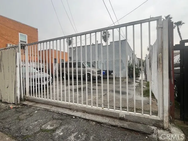 $900,000 | 1636 Pacific Drive, Long Beach, CA 90813