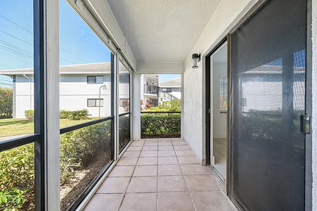 $215,000 | 15036 Ashland Lane, Unit 43, Delray Beach, FL 33484