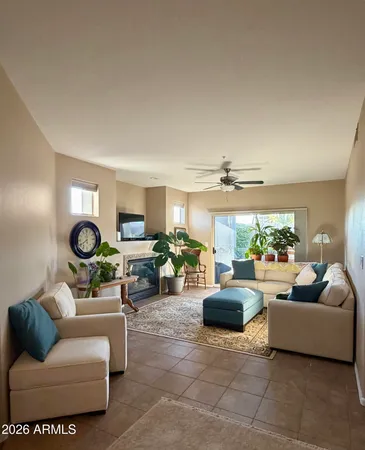 $348,500 | 7401 West Arrowhead Clubhouse Drive, Unit 1025, Glendale, AZ 85308