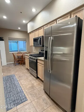 $365,000 | 7401 West Arrowhead Clubhouse Drive, Unit 1025, Glendale, AZ 85308