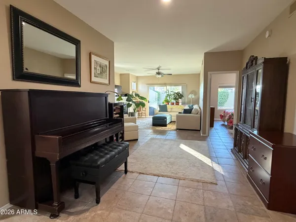 $348,500 | 7401 West Arrowhead Clubhouse Drive, Unit 1025, Glendale, AZ 85308