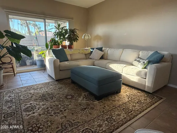 $365,000 | 7401 West Arrowhead Clubhouse Drive, Unit 1025, Glendale, AZ 85308