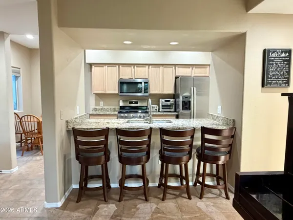 $365,000 | 7401 West Arrowhead Clubhouse Drive, Unit 1025, Glendale, AZ 85308