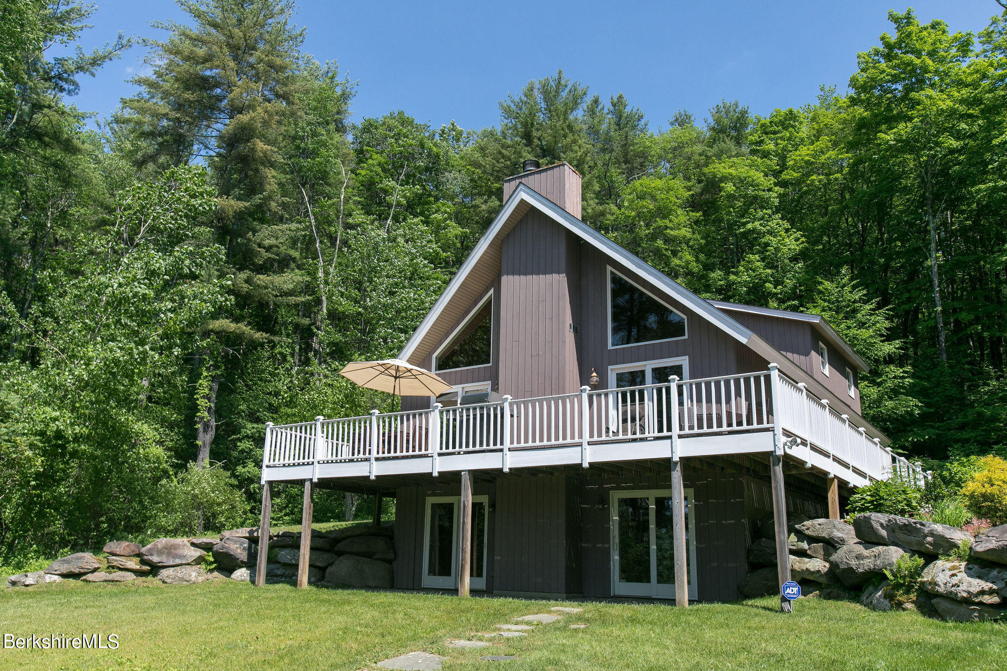 1076 County Road Sheffield, MA 01230 - Photo 1 of 38 Exterior view