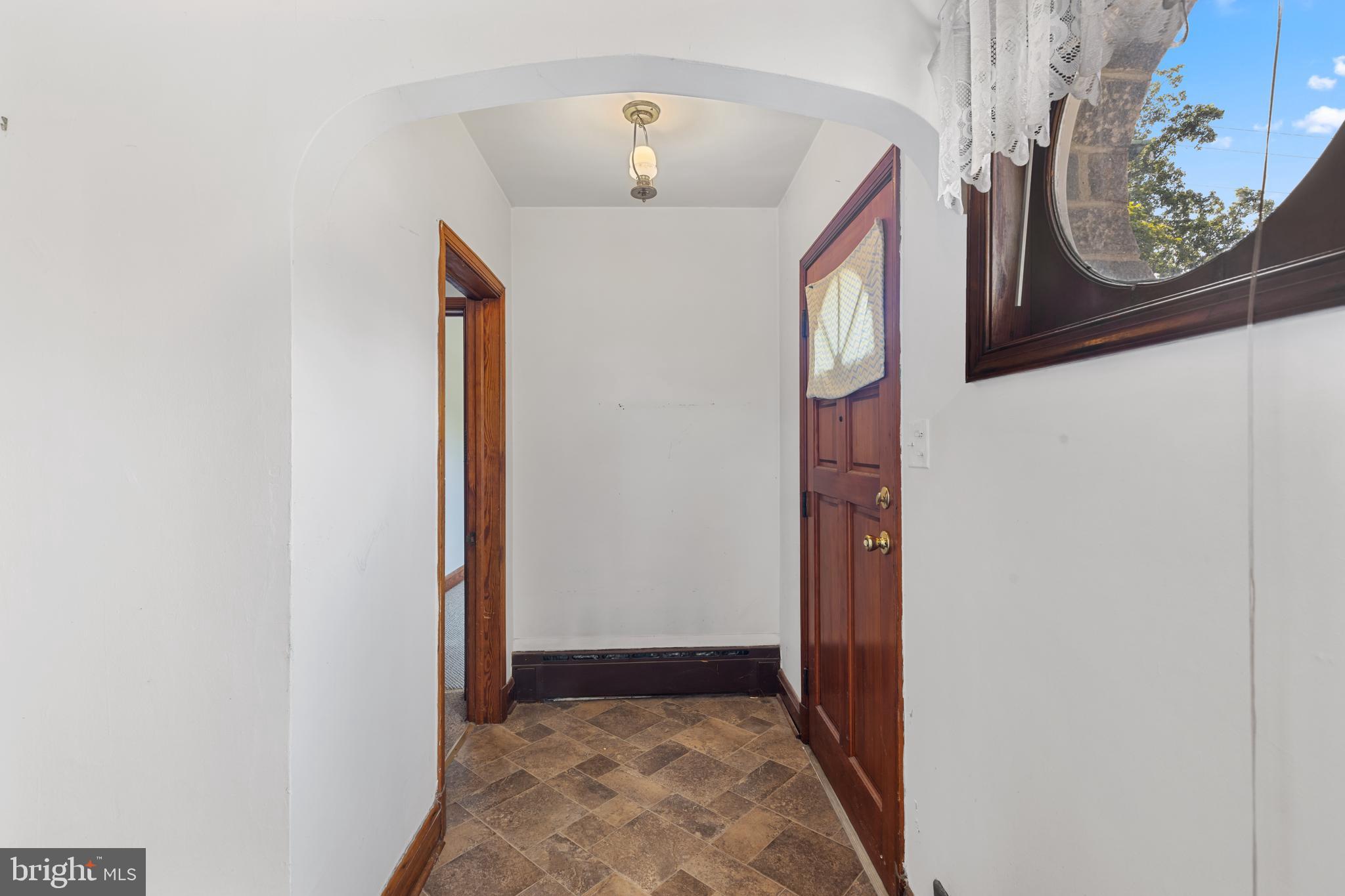 110 Riverside Drive Essex, MD 21221 - Photo 14 of 30