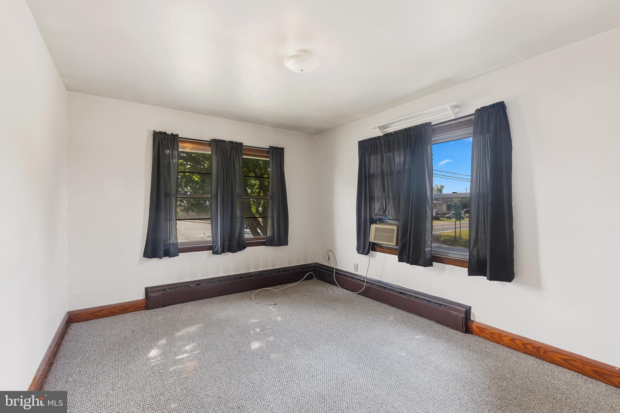 110 Riverside Drive Essex, MD 21221 - Photo 15 of 30