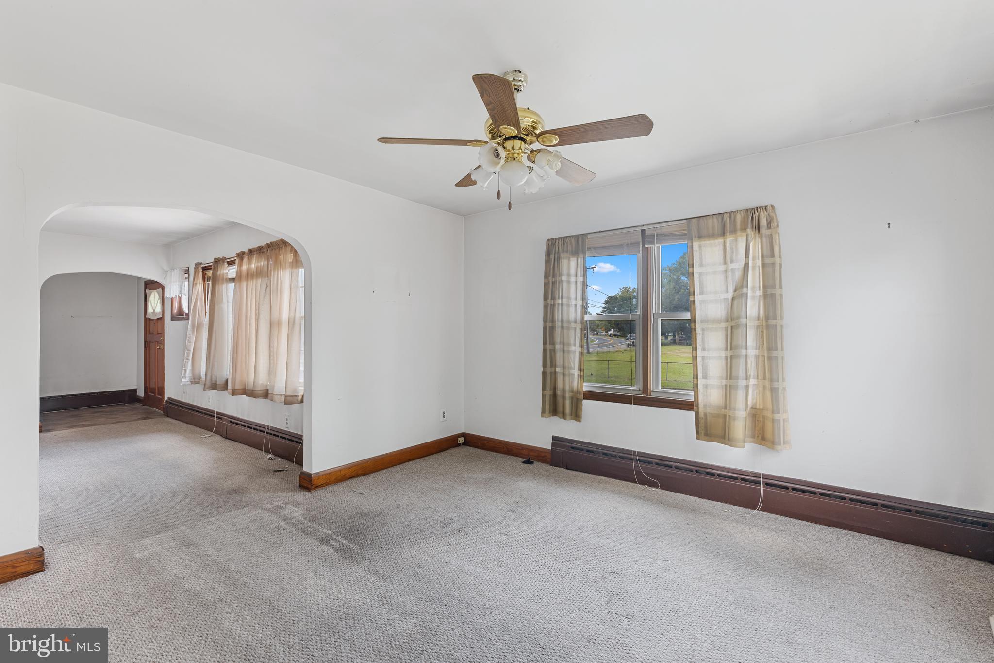 110 Riverside Drive Essex, MD 21221 - Photo 10 of 30