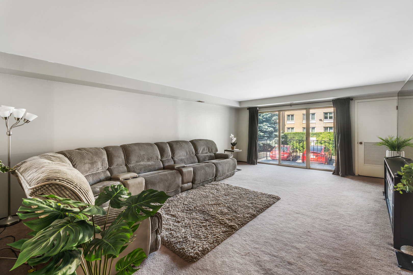 200 South Dee Road, Unit 1D Park Ridge, IL 60068 - Photo 7 of 32
