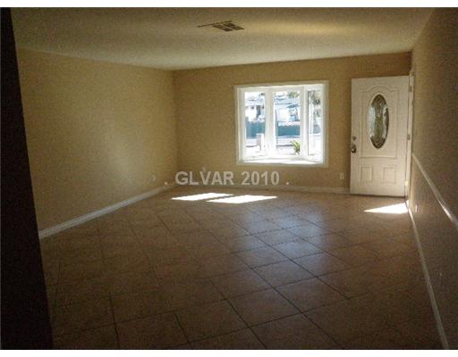 604 Greenway Road Henderson, NV 89002 - Photo 2 of 11 Den.
