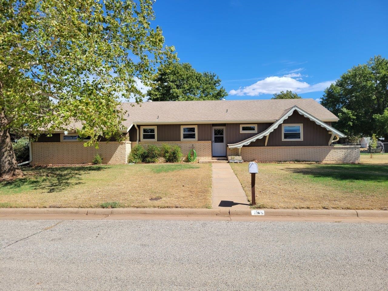 1145 North Anthony Avenue, Anthony, KS 67003 Compass