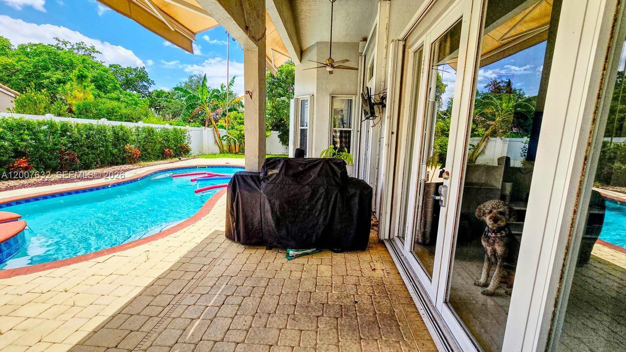 18920 Southwest 29th Street Miramar, FL 33029 - Photo 3 of 37