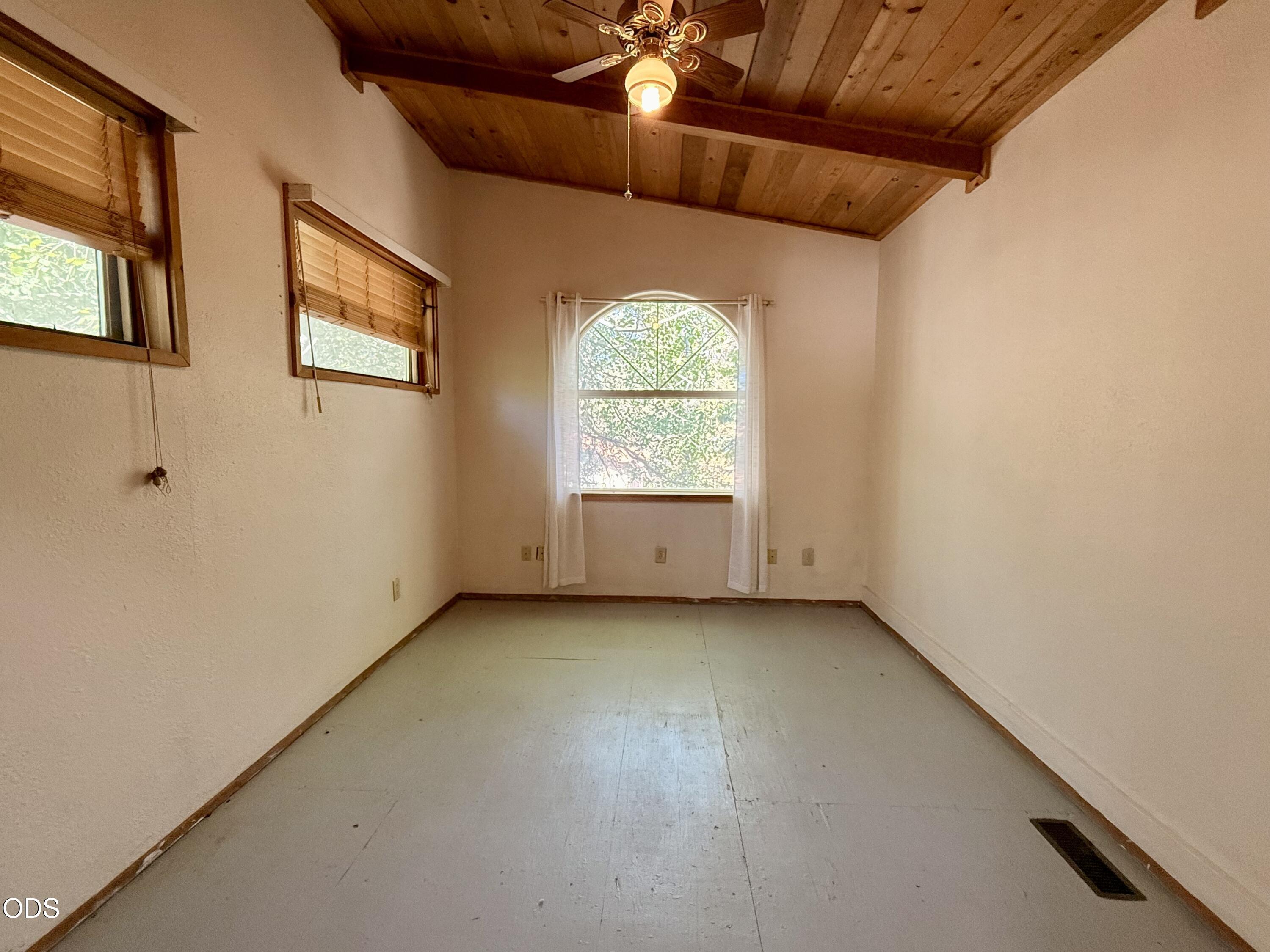 16025 Strawn Road La Pine, OR 97739 - Photo 43 of 95