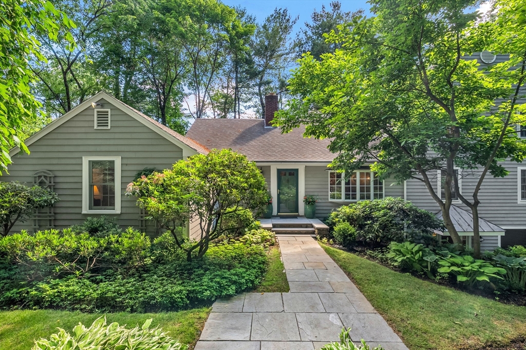 44 Old Road Weston, MA 02493 - Photo 1 of 33